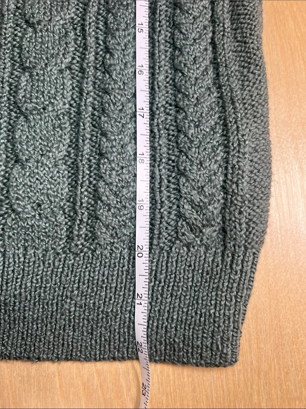 J. Crew Cable-Knit Crewneck Sweater in Sage Green size M